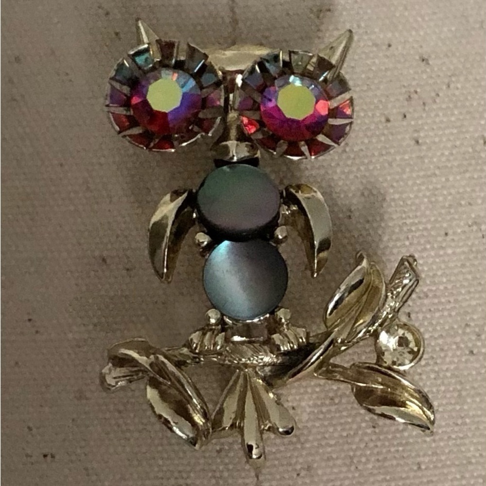 Vintage Owl Pin
